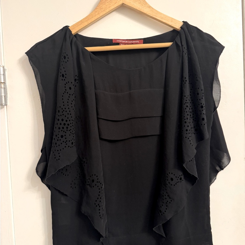 Comptoir des Cotonniers Laser-Cut Blouse – Black